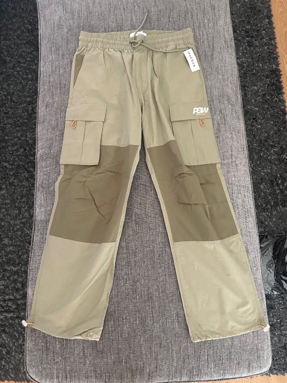 PacSun Baggy Cargo Pants Tan - Medium Men's New With Tag
